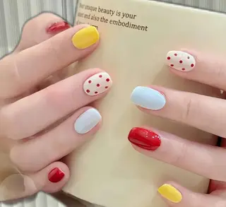 ネイル チン シゲンのネイルデザイン