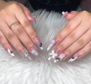 ネイル Lee Nailsのネイルデザイン