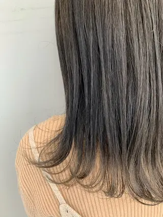 セミロング カラー 🦖鶴岡 香純🦖のヘアスタイル