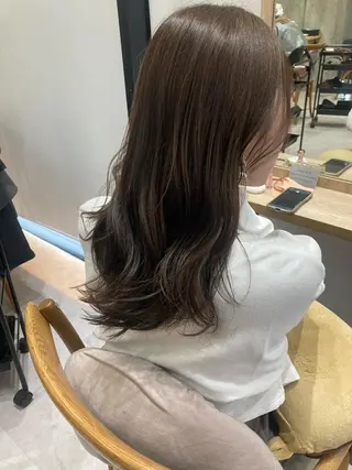 セミロング ✨色持ちの良い艶 カラー✨蟹江真世のヘアスタイル