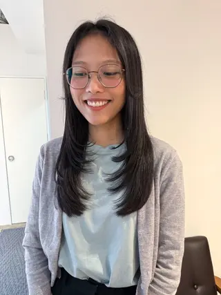 ロング 宮原 愛果のヘアスタイル