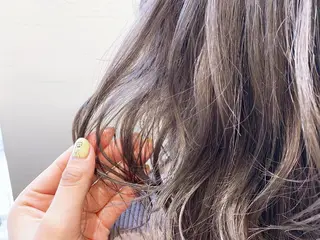 ミディアム カラー 🦖鶴岡 香純🦖のヘアスタイル