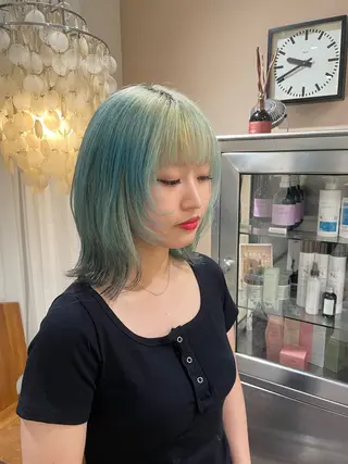 ミディアム 勝山 雪菜のヘアスタイル