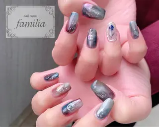 ネイル -nailroom- familiaのネイルデザイン