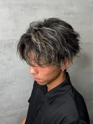 パーマ 望月 澪央のヘアスタイル