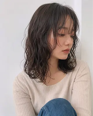 ミディアム 久木原 ゆりのヘアスタイル