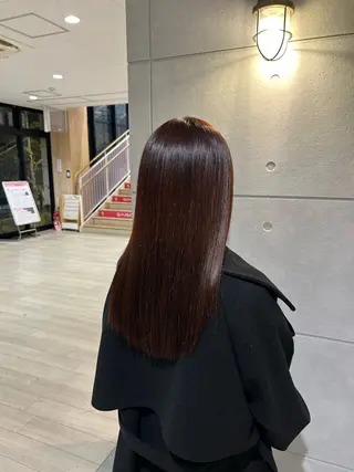 ロング カラー 伊藤 乃愛のヘアスタイル