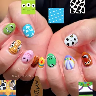 ネイル MIRA NAILROOMのネイルデザイン