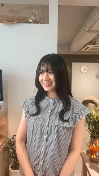 カラー ウメキ ユウカのヘアスタイル