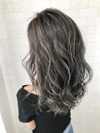 カラー 神野 雅樹のヘアスタイル