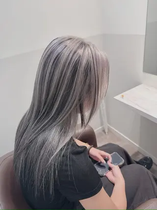 ロング カラー ヘアアレンジ メンズ ブリーチの髪様 MASATOのヘアスタイル
