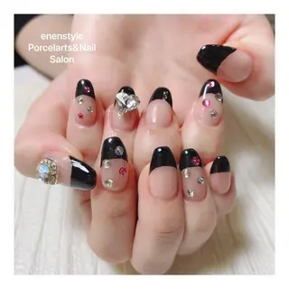 ミディアム ネイル 🐾enen style 🐾のネイルデザイン