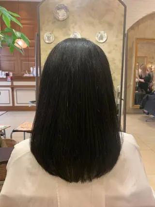 ミディアム 美艶ボブ イシイのヘアスタイル