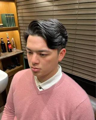 ミディアム パーマ メンズ 行平 成穂のヘアスタイル