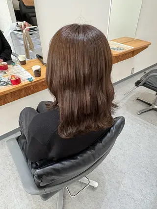 ミディアム LUMINOUS たけたにのヘアスタイル