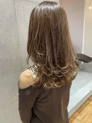 ミディアム カラー パーマ ヘアアレンジ マツエク・マツパ トレンド眉🌈✨ arisaの眉毛・アイブロウイメージ