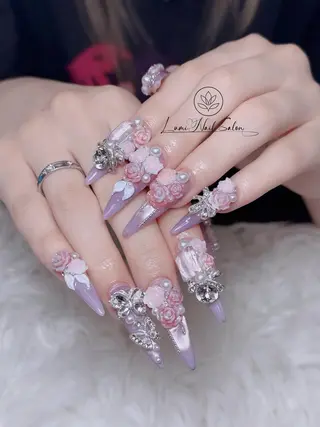 ネイル Lumi Shinokuboのネイルデザイン