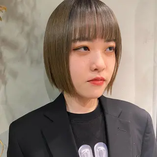 ショート デザインカラー/パー マ🦖外岡咲希🦖のヘアスタイル