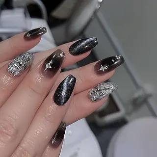 ネイル Queen‘s なんのネイルデザイン