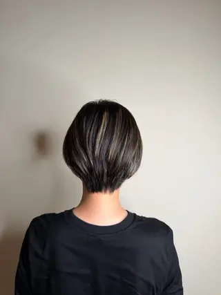 ショート 山口 りかのヘアスタイル