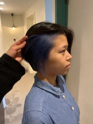 ショート カラー 山浦 琴実のヘアスタイル