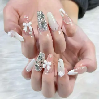 ネイル Hin Hana Nailのネイルデザイン