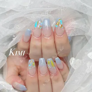 ネイル 🦋 Queenieのネイルデザイン