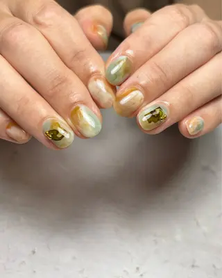 ネイル ころろんネイル nazuのネイルデザイン