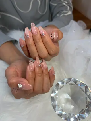 ネイル reyel🦋 makiのネイルデザイン