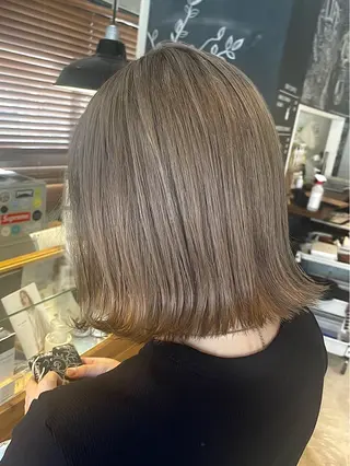 ミディアム カラー SAYA ‪🌱‬のヘアスタイル