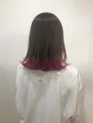 カラー white.梅田 デザインカラー🦄のヘアスタイル
