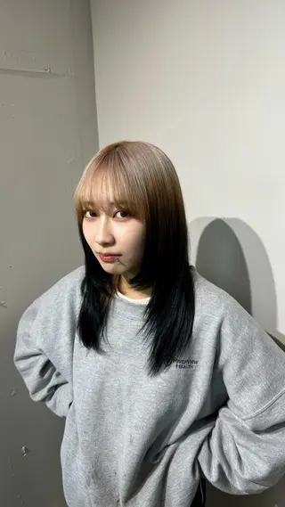 ロング ダブルカラーベージュ 新潟/万代/髙橋魁真のヘアスタイル