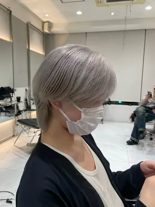 ショート カラー メンズ ハイトーン/艶カラー 💎モエのヘアスタイル