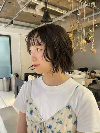 ショート パーマ ユウナ🎀レイヤー/ 暖色カラーのヘアスタイル