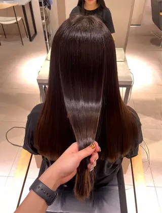 ロング Unami 渋谷 ／kirariのヘアスタイル