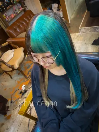 ロング カラー LILIS hair designのヘアスタイル