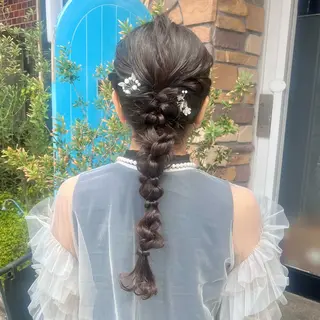 ロング ヘアアレンジ 伊藤 玲衣のヘアスタイル