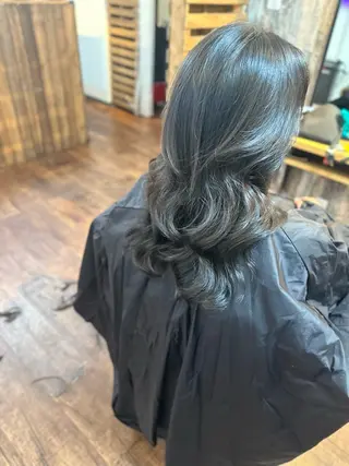 ロング Luzir⭐︎ GEN⭐︎のヘアスタイル