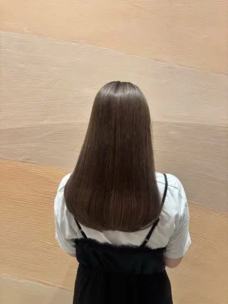 ロング 艶カラー/ シオンのヘアスタイル