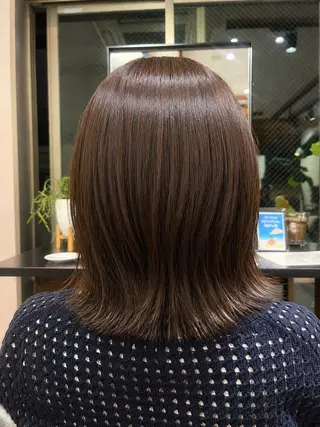 ミディアム レディースカット/ ヒグレアキコのヘアスタイル