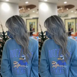 ロング Y Uのヘアスタイル