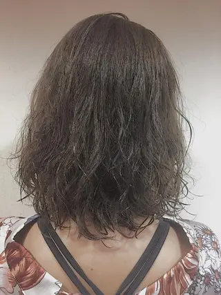 ミディアム カラー パーマ 可愛いを作る神 ナオヒロのヘアスタイル