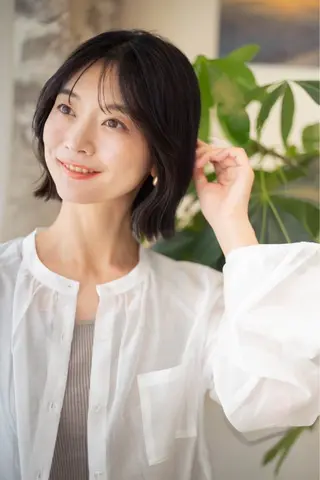 ミディアム カラー こじま ゆあのヘアスタイル