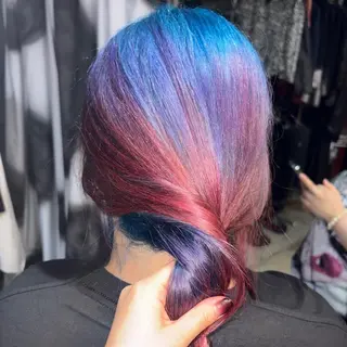 ロング にちか /デザインカラーのヘアスタイル