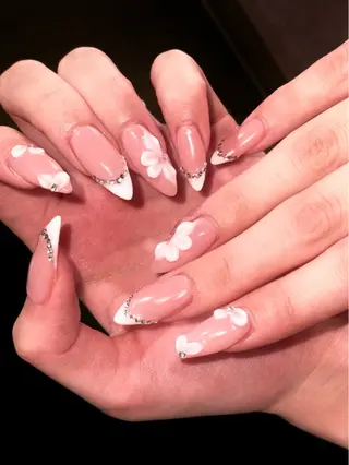 ネイル Nina 🪽のネイルデザイン
