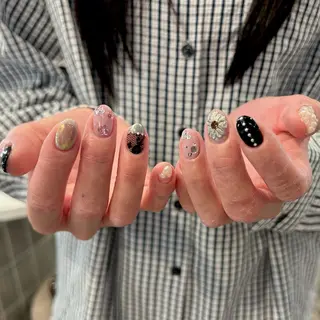 ネイル LILY MIZUKIのネイルデザイン
