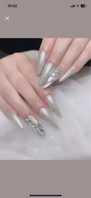 ネイル ロータス モデルのネイルデザイン