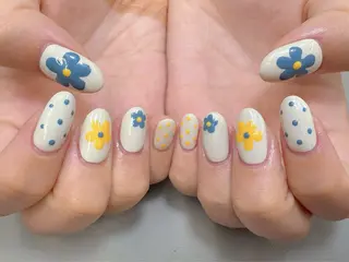 ネイル ユ シサンのネイルデザイン
