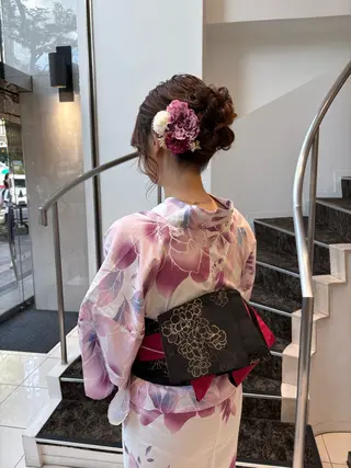 ヘアアレンジ BiBi 藪 菜月のヘアスタイル