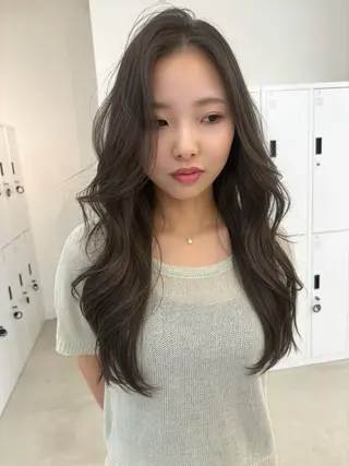 ロング カラー 韓国風レイヤーカット 松葉翔のヘアスタイル